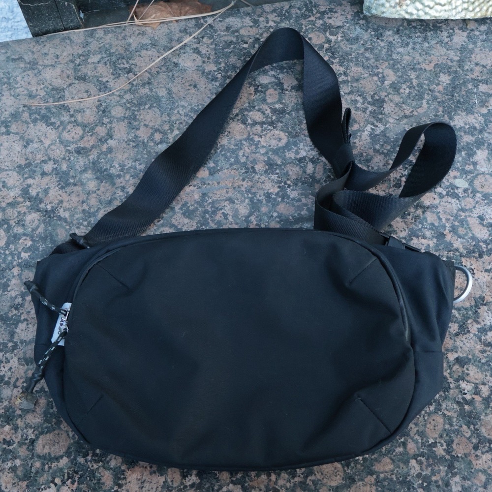 Orbitkey 6L Sling Bag – Modern Everyday Carry Crossbody - Excellent Cond.